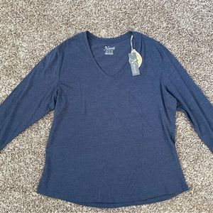 NWT Natural Reflections Essential Long-Sleeve V-Neck T-Shirt size 1X